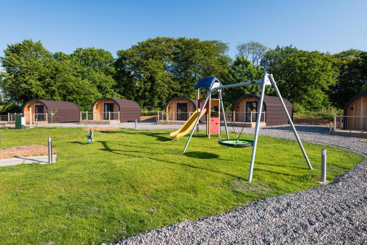 Weedingshall Lodges Falkirk Esterno foto