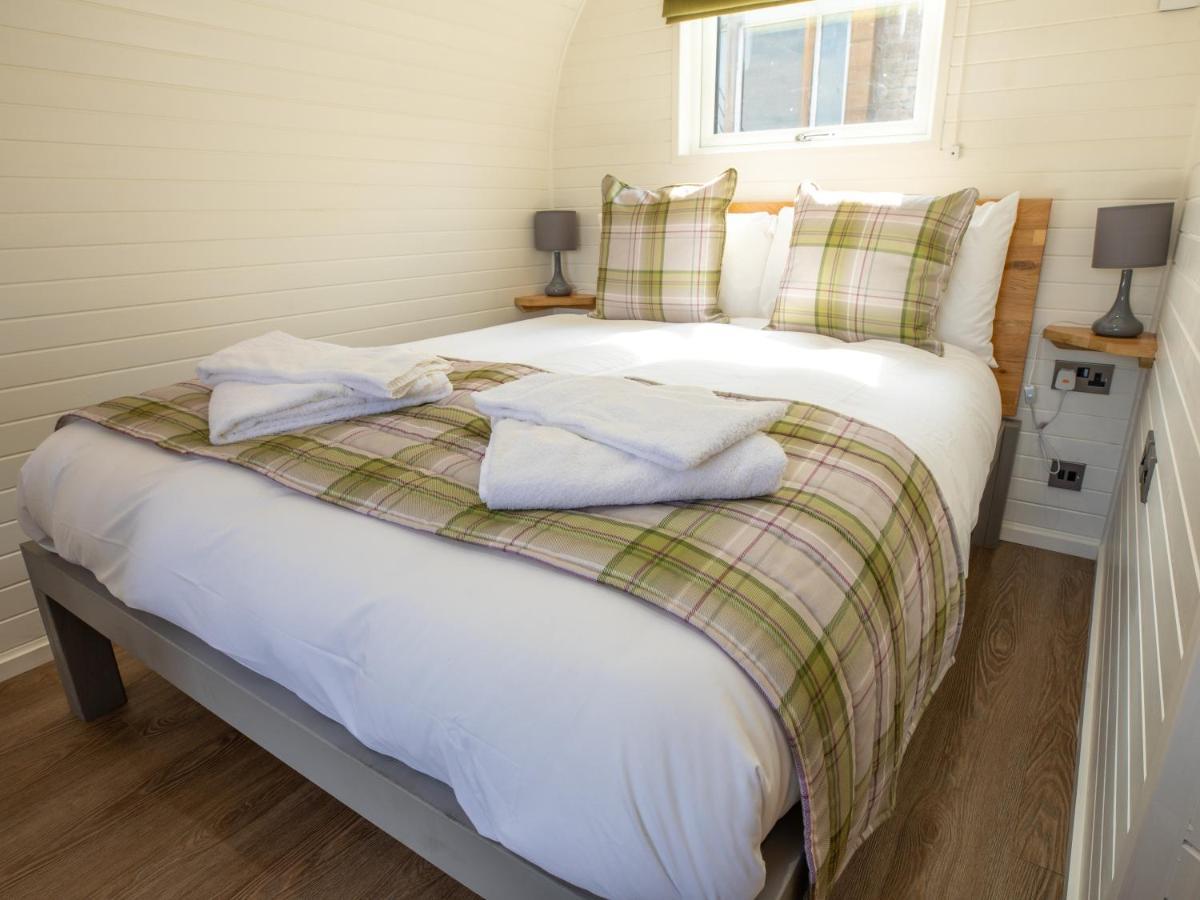 Weedingshall Lodges Falkirk Esterno foto
