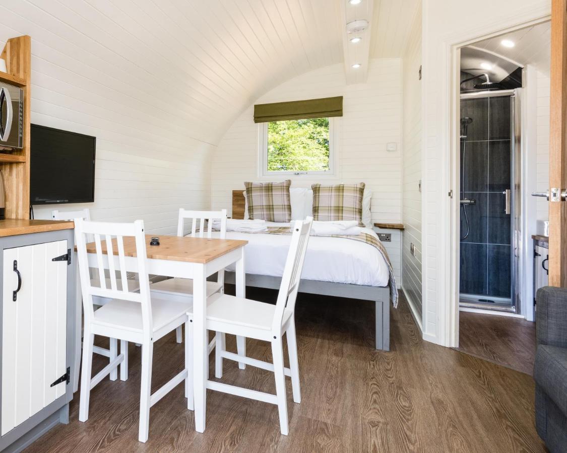 Weedingshall Lodges Falkirk Esterno foto